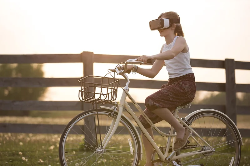 Réalité virtuelle et augmentée : de la vitrine à l’immersion totale